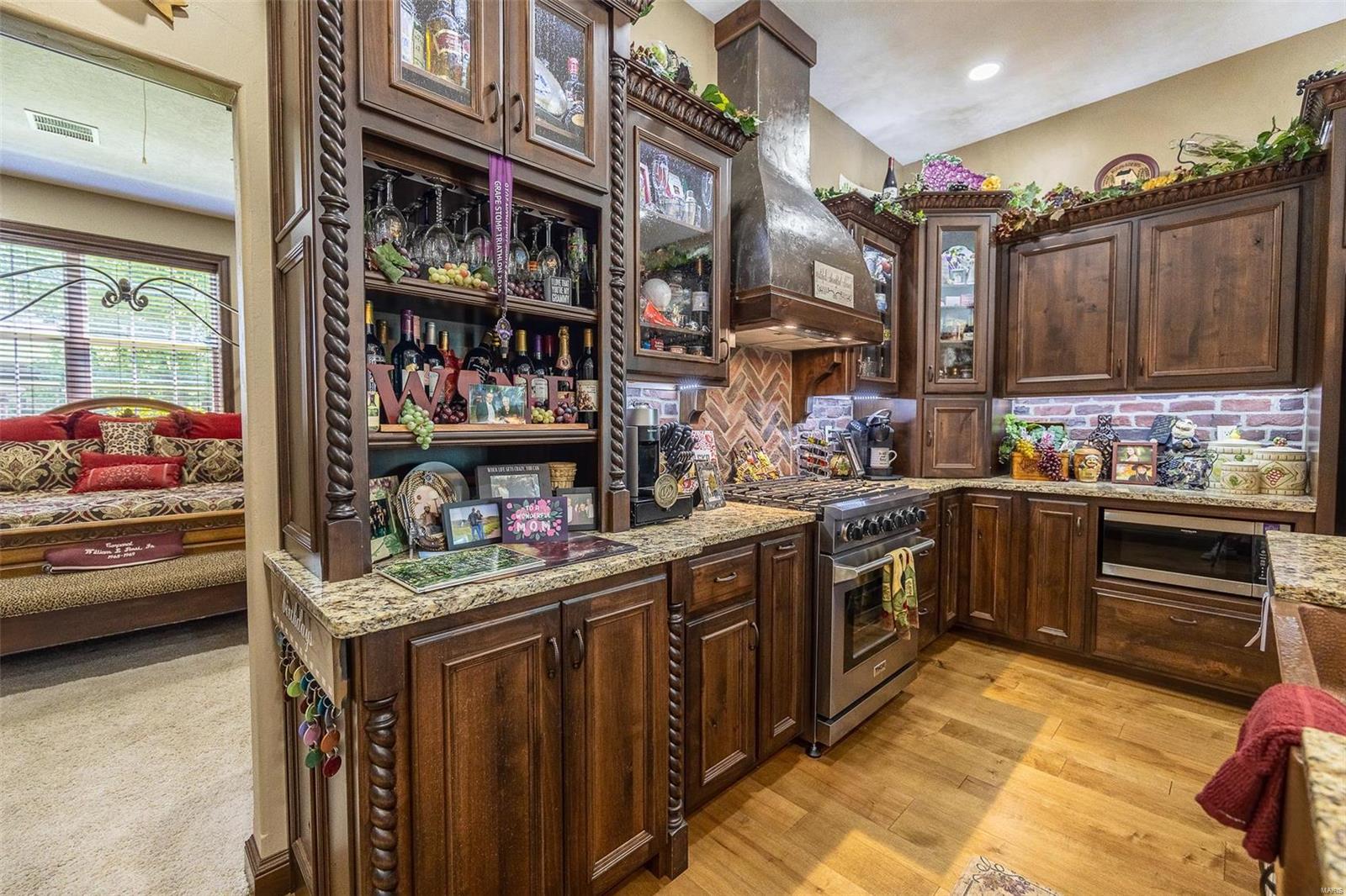 Colonial Meadows - Residential