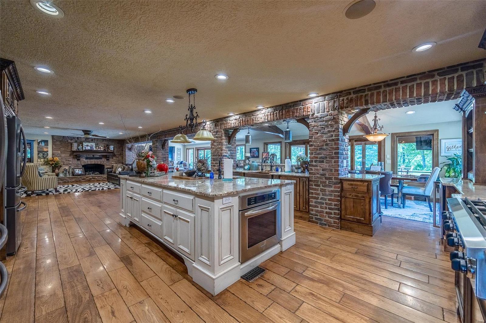 Colonial Meadows - Residential