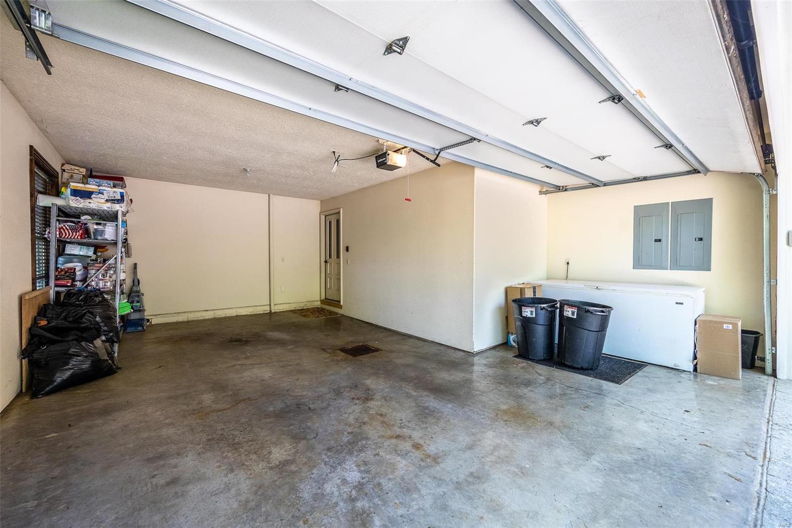 Colonial Meadows - Residential