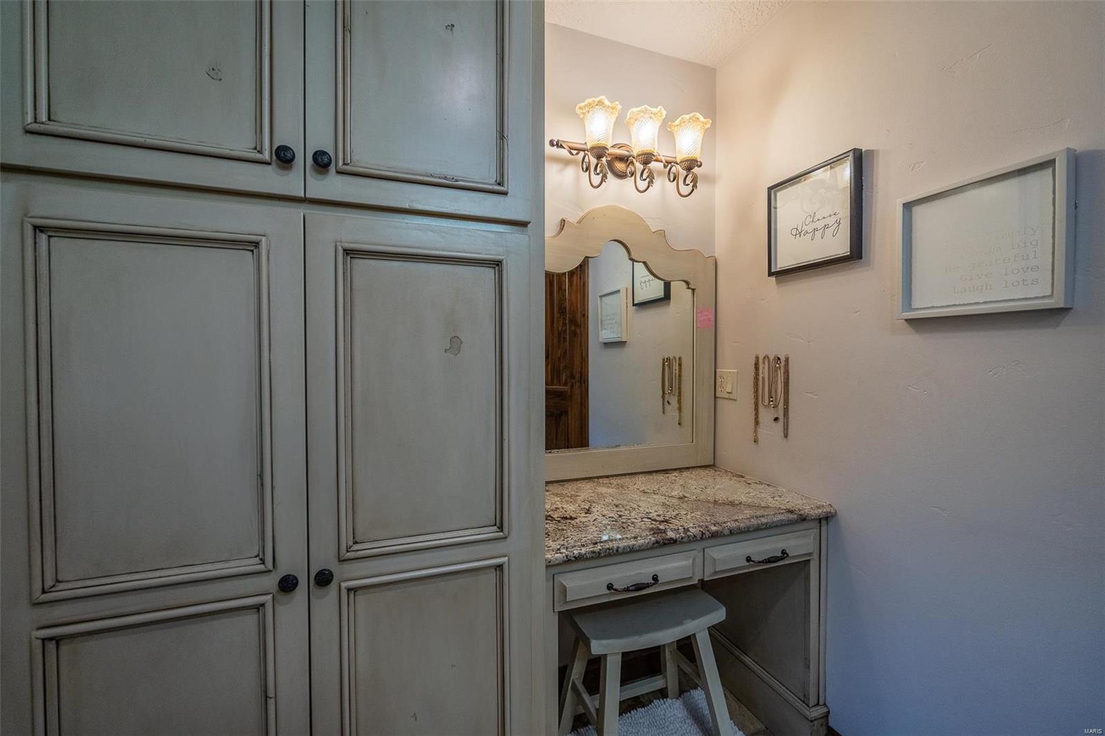 Colonial Meadows - Residential