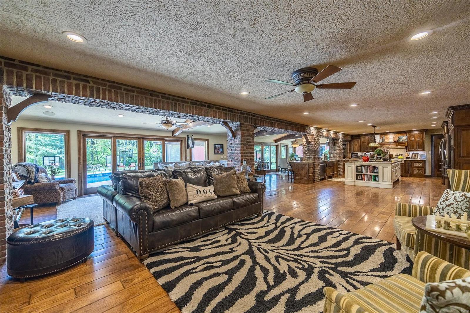 Colonial Meadows - Residential