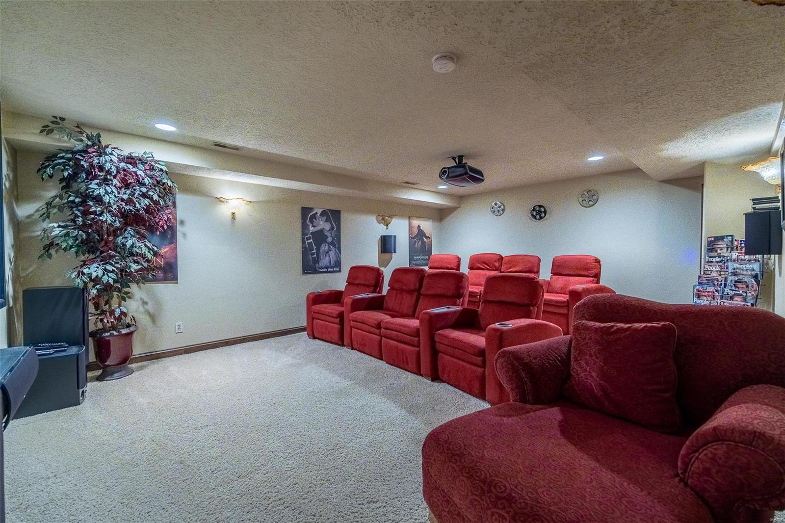 Colonial Meadows - Residential