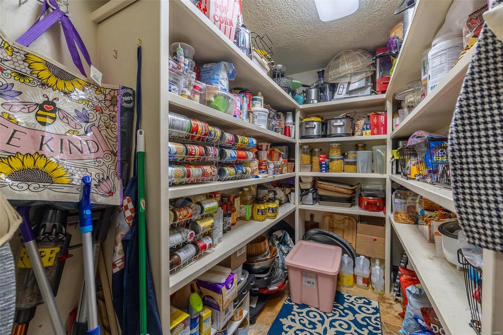 Colonial Meadows - Residential