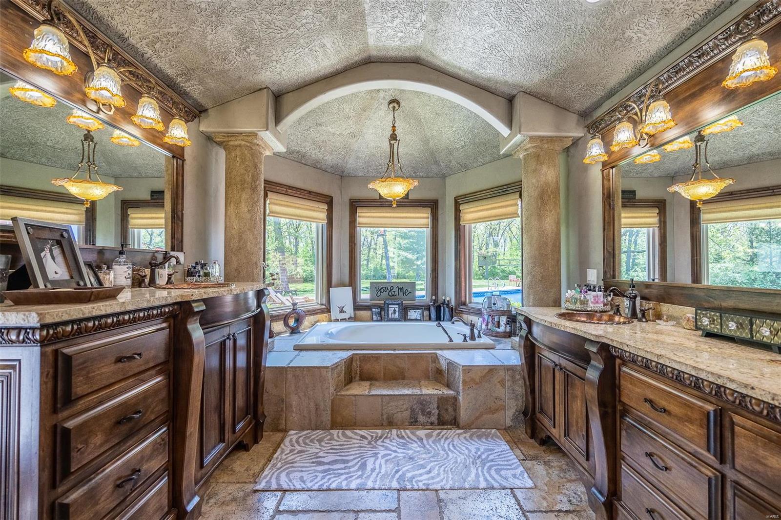 Colonial Meadows - Residential