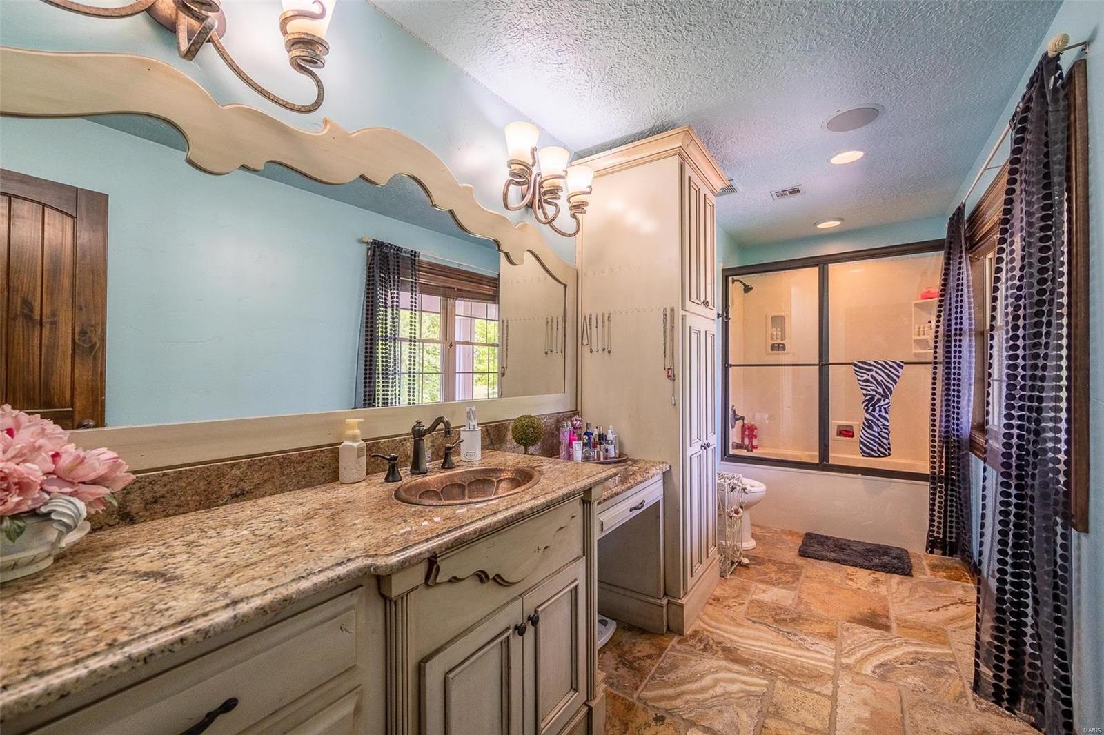 Colonial Meadows - Residential