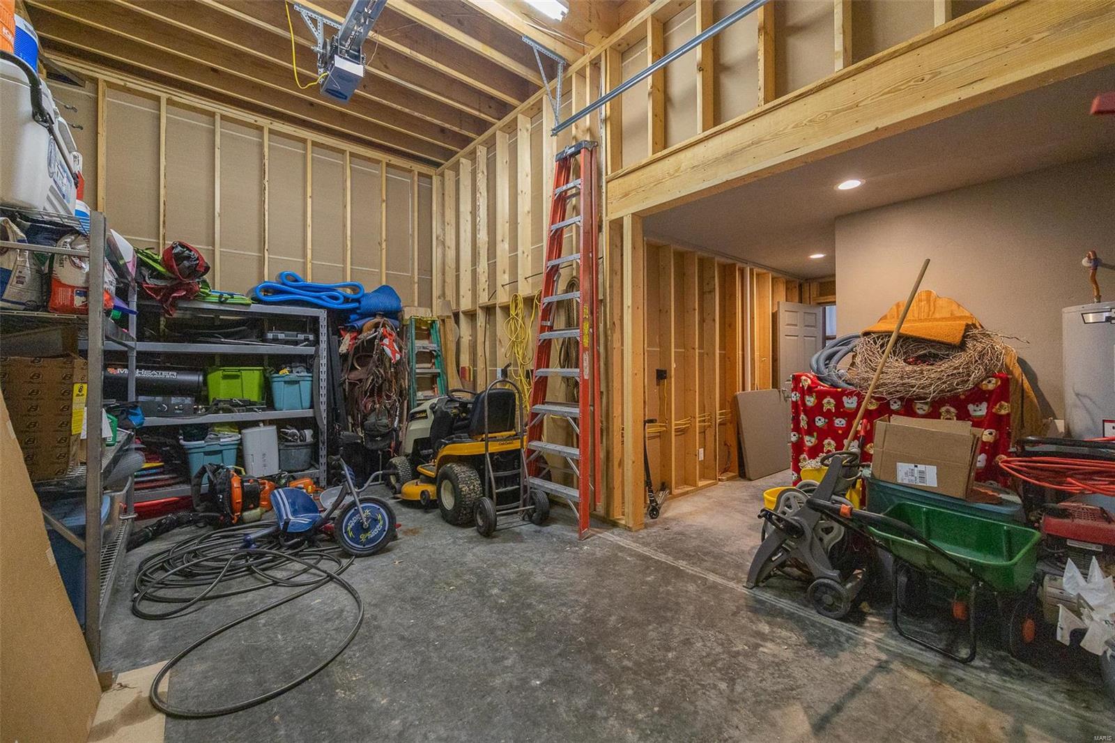 Colonial Meadows - Residential