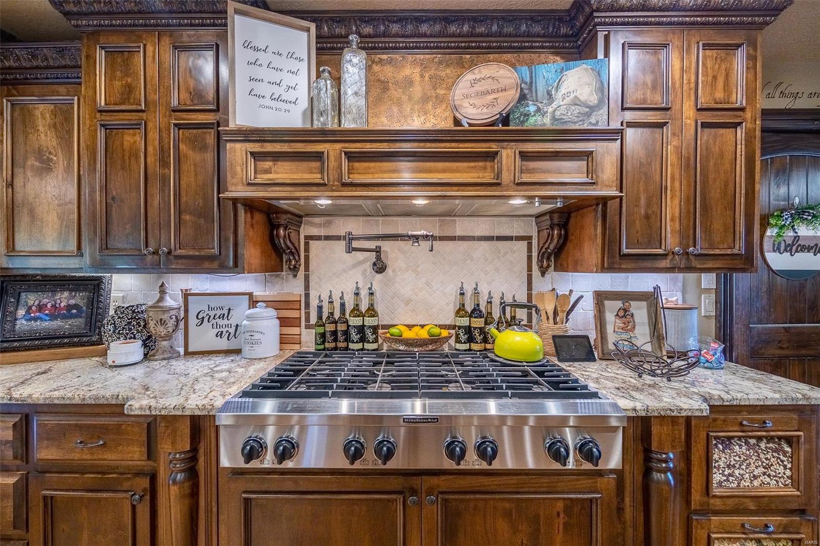 Colonial Meadows - Residential