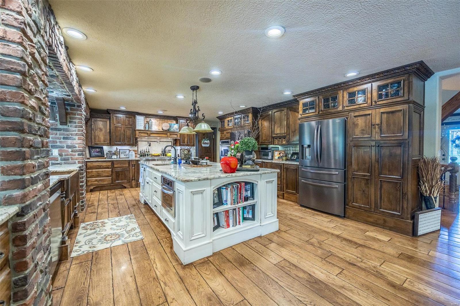 Colonial Meadows - Residential