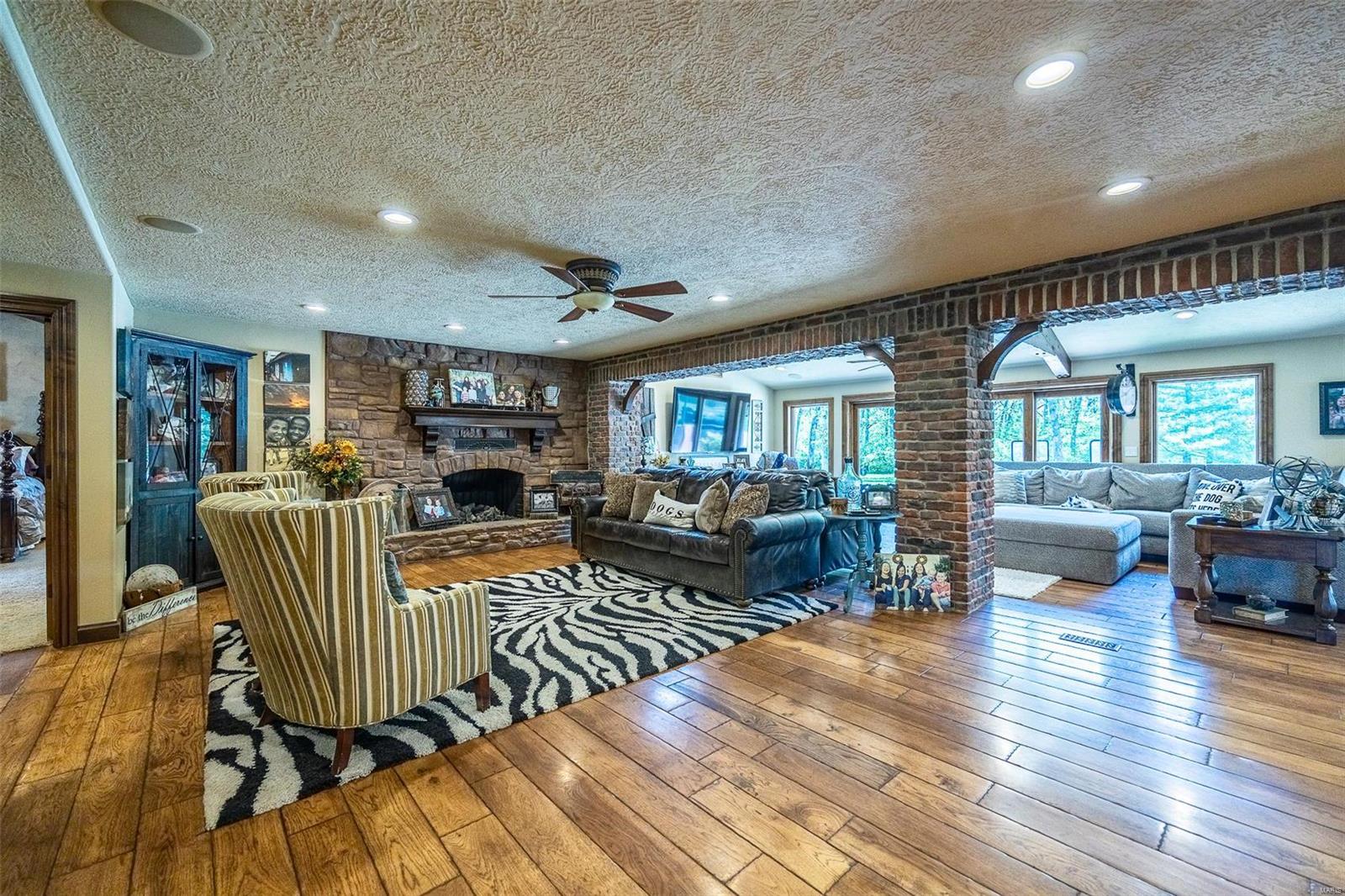 Colonial Meadows - Residential