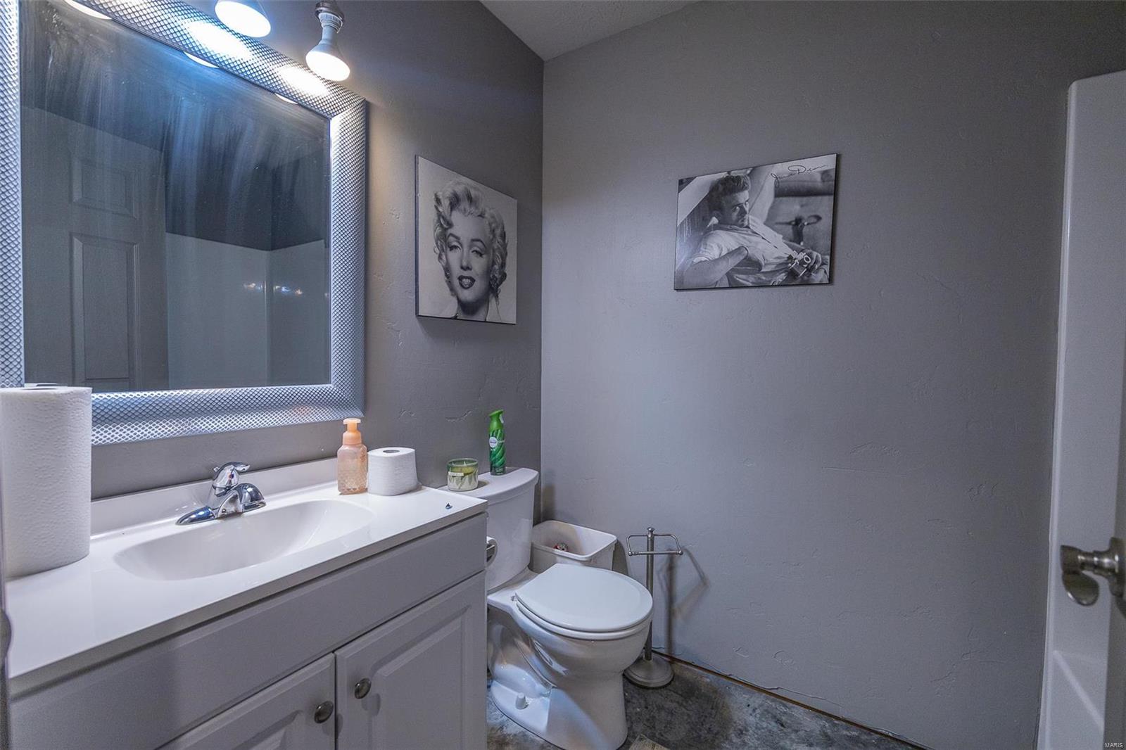 Colonial Meadows - Residential