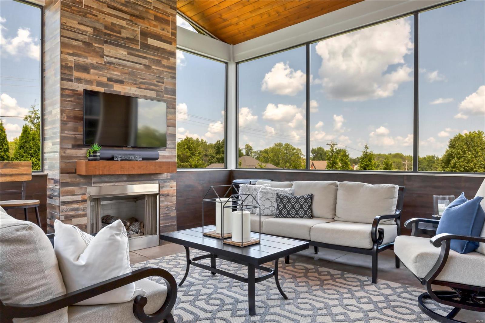 Camelot - Residential