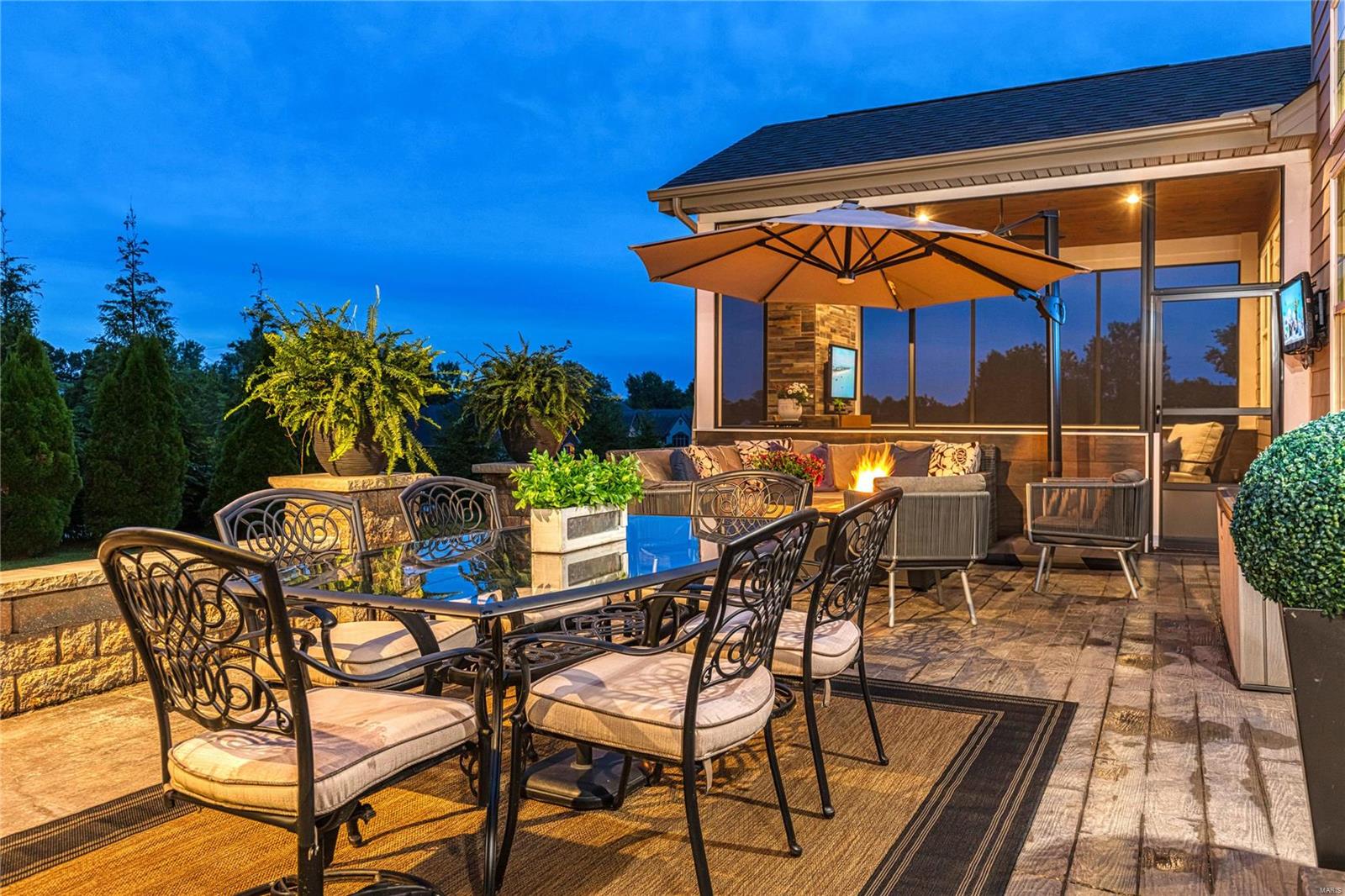 Camelot - Residential