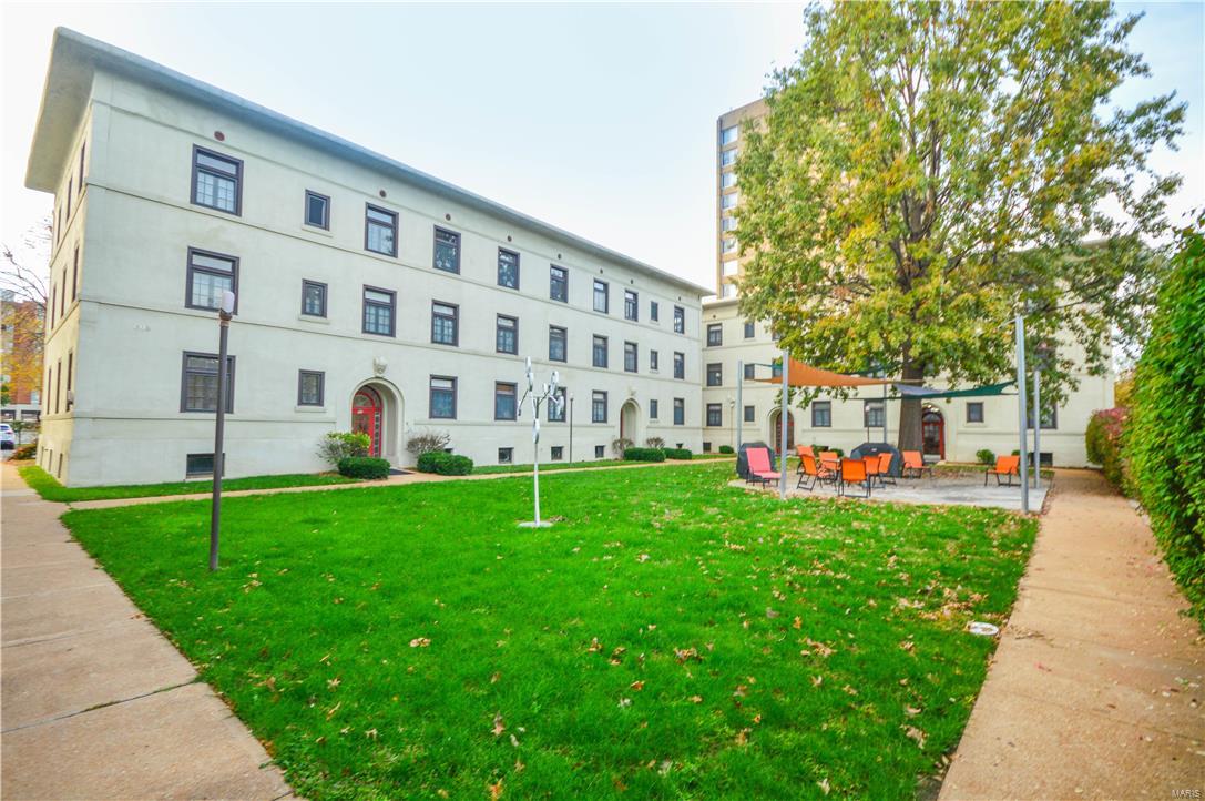 Loop Condo The - Residential Lease