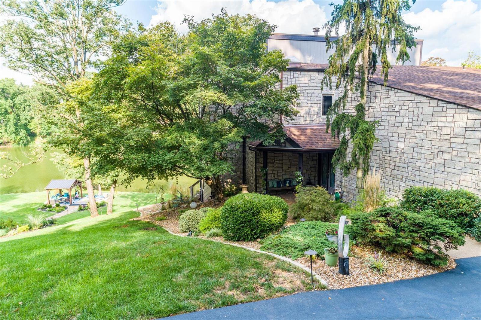 Chesterfield Lakes - Residential