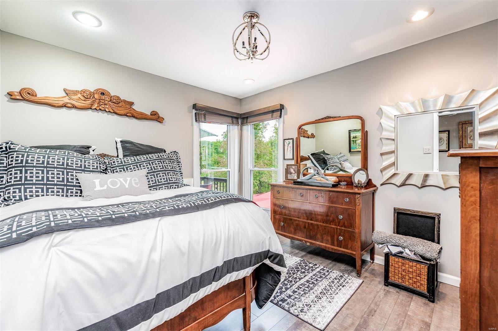 Chesterfield Lakes - Residential