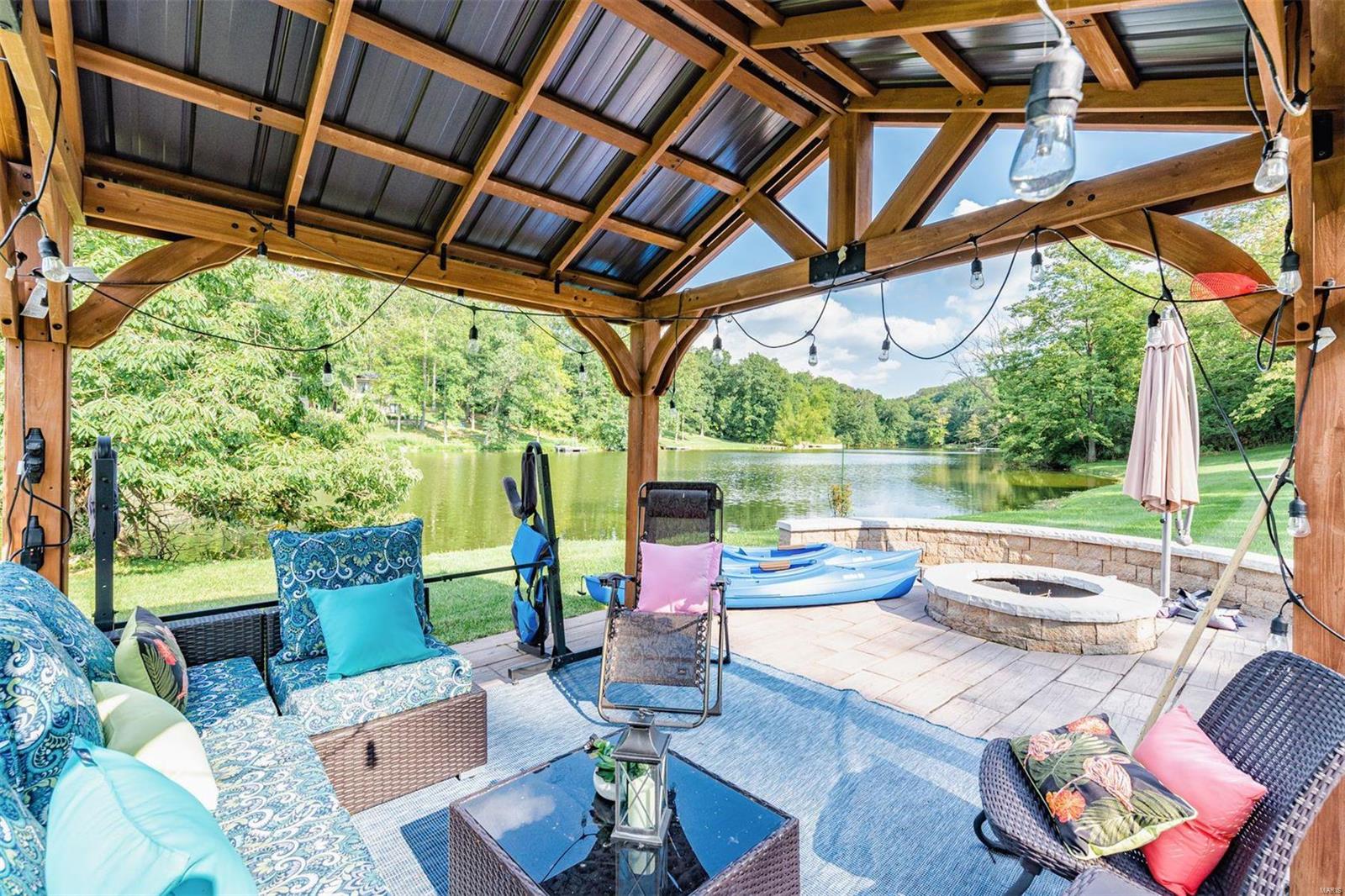 Chesterfield Lakes - Residential