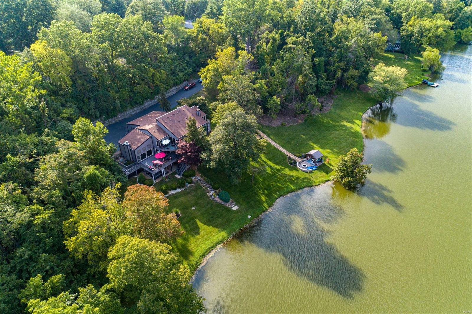 Chesterfield Lakes - Residential