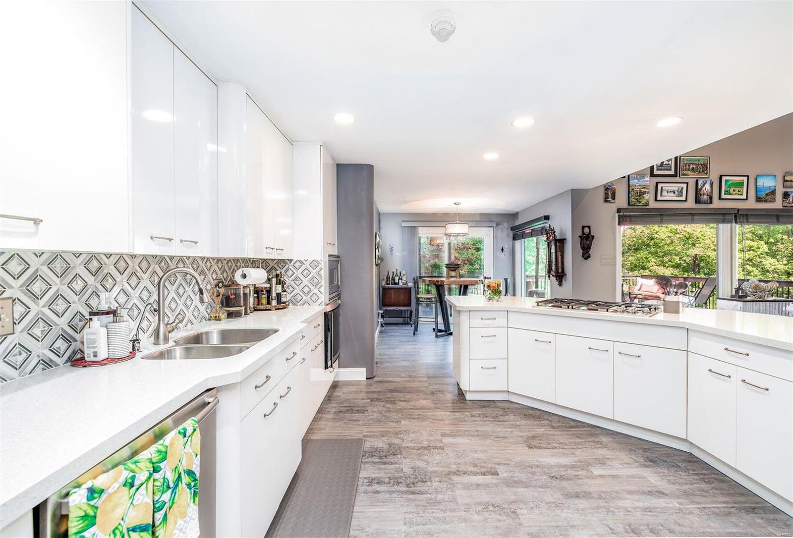 Chesterfield Lakes - Residential