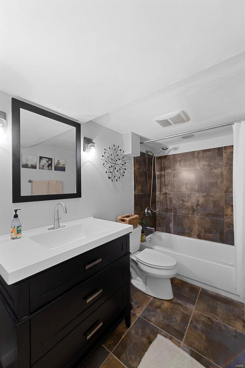Corona Park - Residential Lease