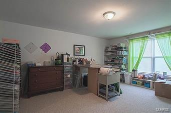 River Hills 01 - Residential