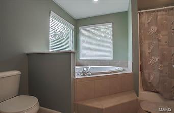 River Hills 01 - Residential