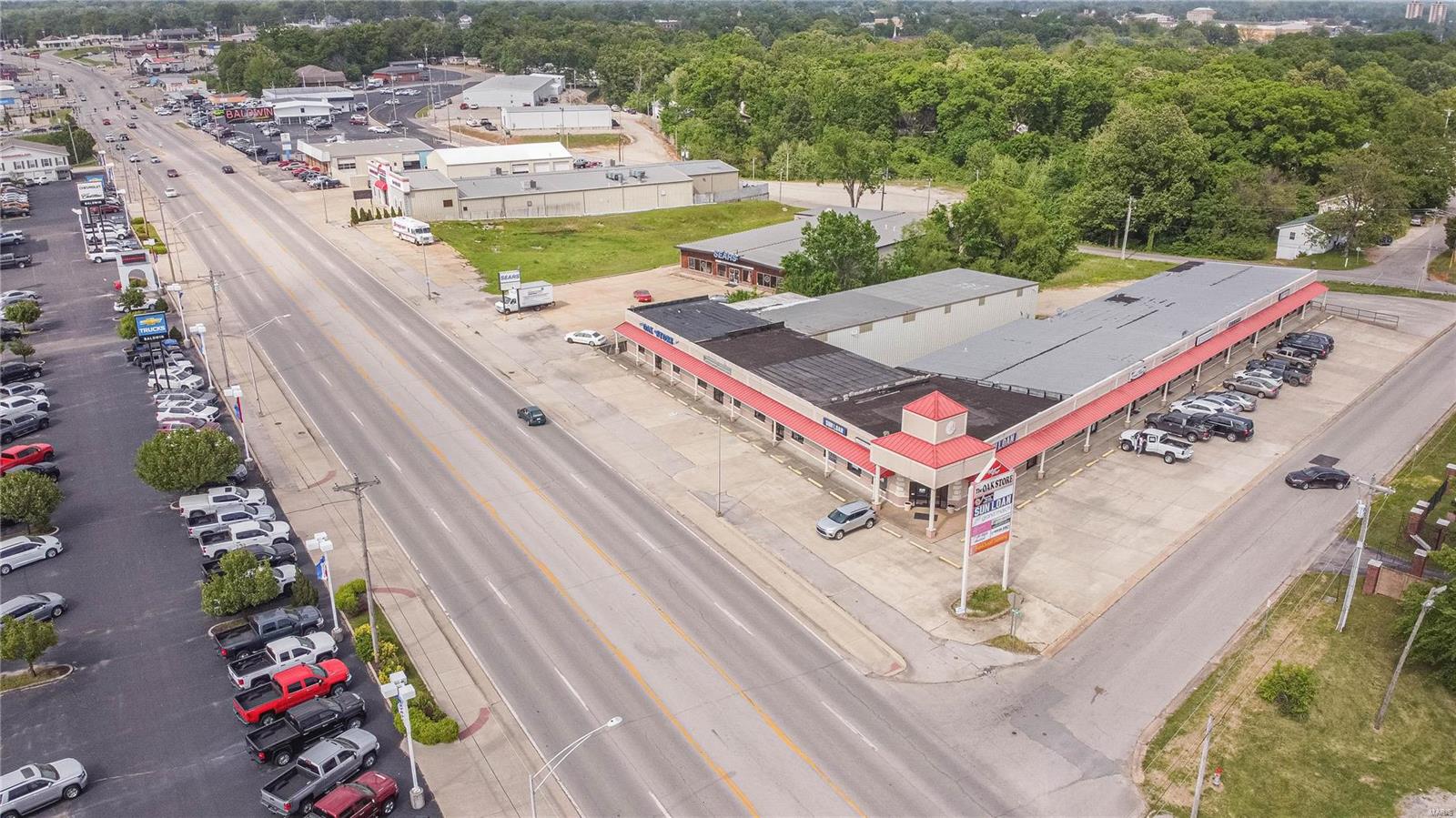 Smith's - Commercial Sale