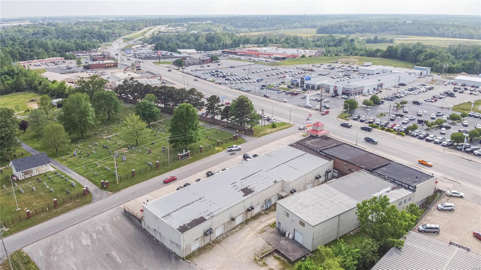 Smith's - Commercial Sale