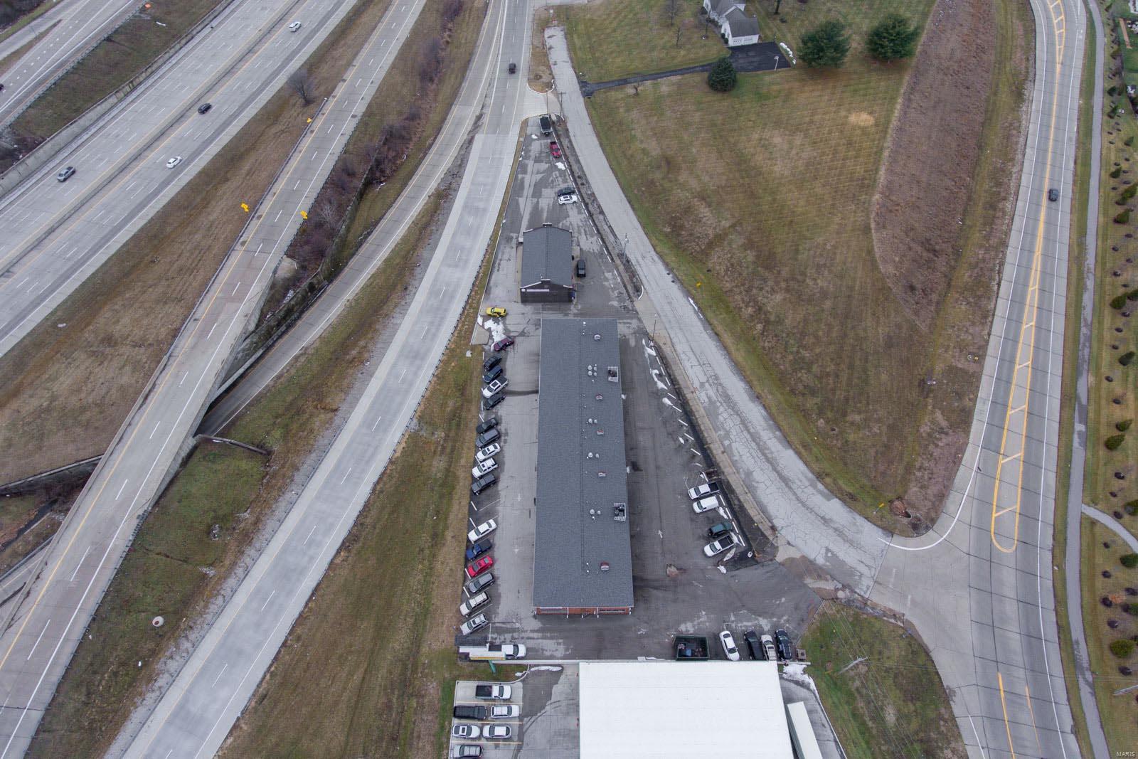 Baileys 02 - Commercial Sale