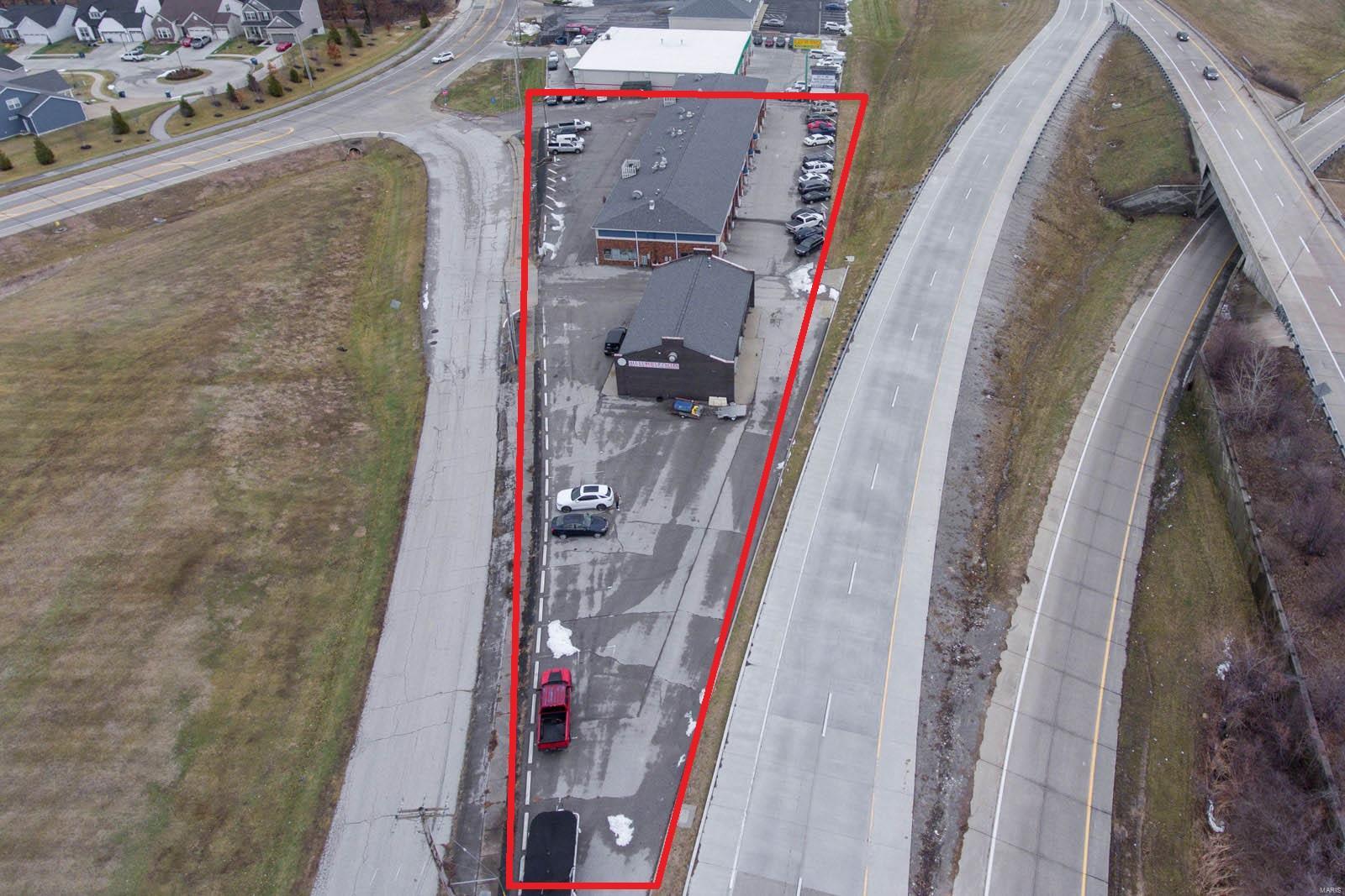 Baileys 02 - Commercial Sale