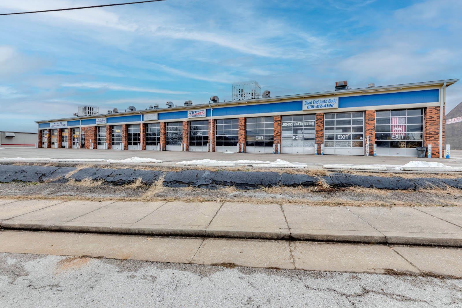 Baileys 02 - Commercial Sale