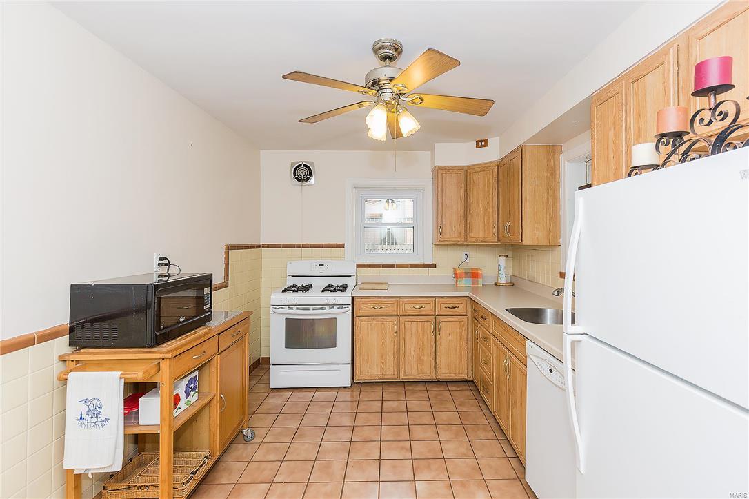 Country Club Add To Normandy Park - Residential