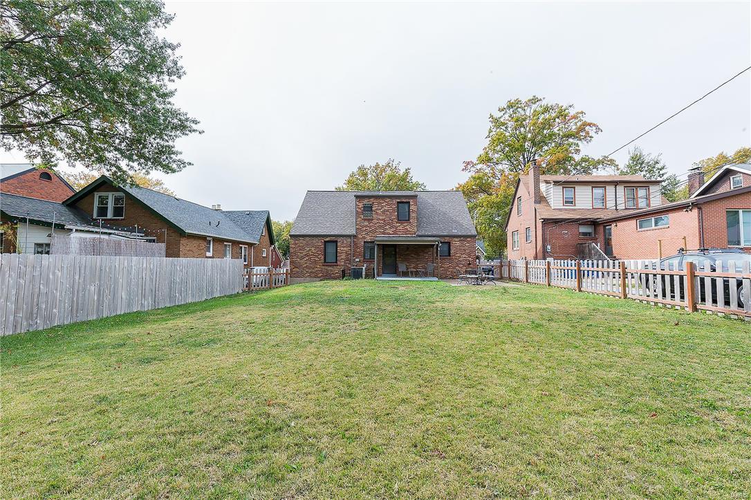 Country Club Add To Normandy Park - Residential