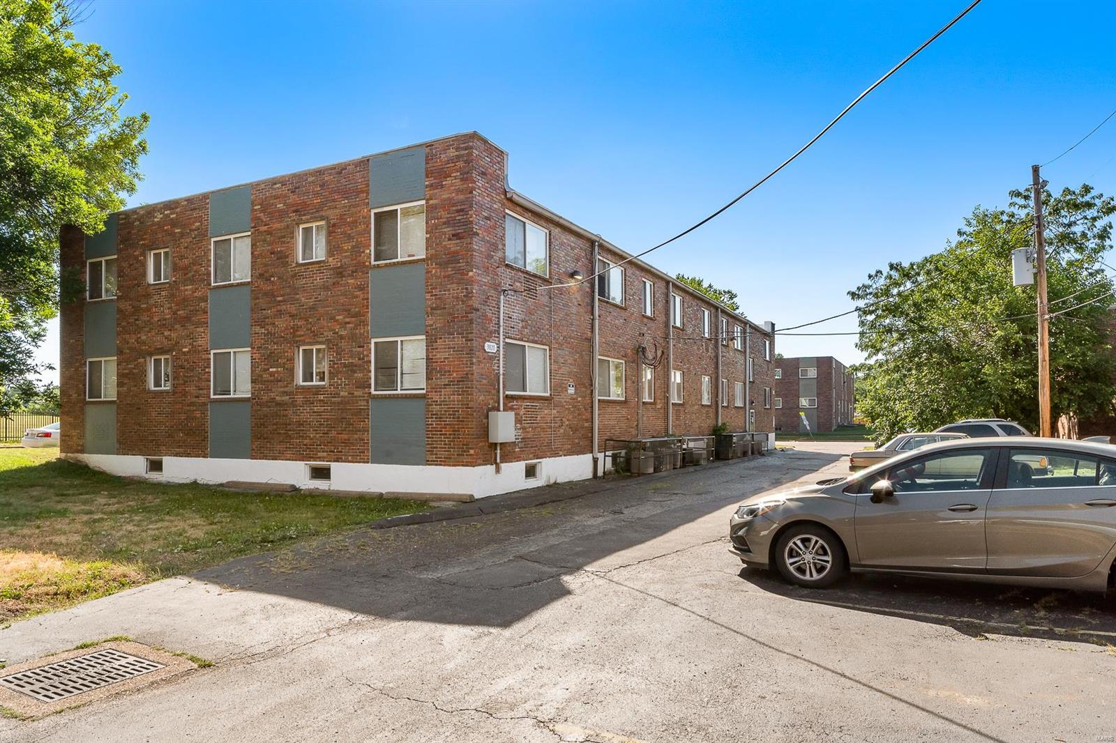 St Louis Add - Residential Income