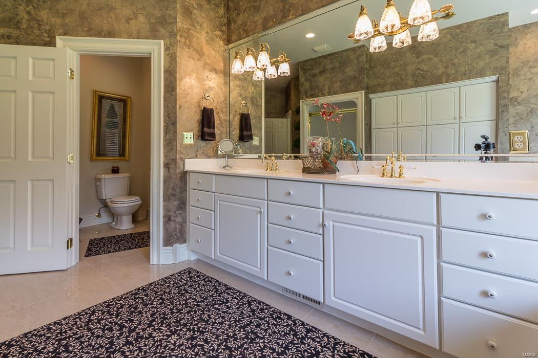 LAKEVIEW ESTATES - Residential