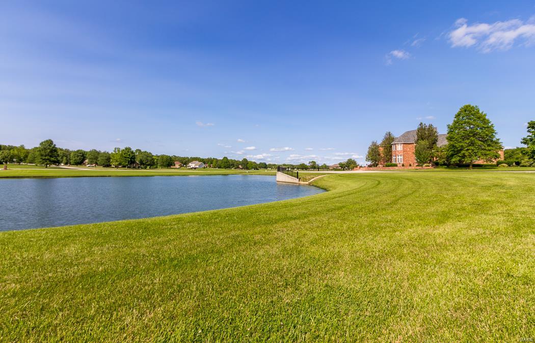 LAKEVIEW ESTATES - Residential