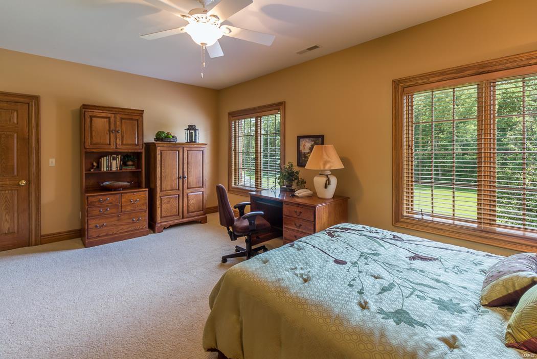 LAKEVIEW ESTATES - Residential