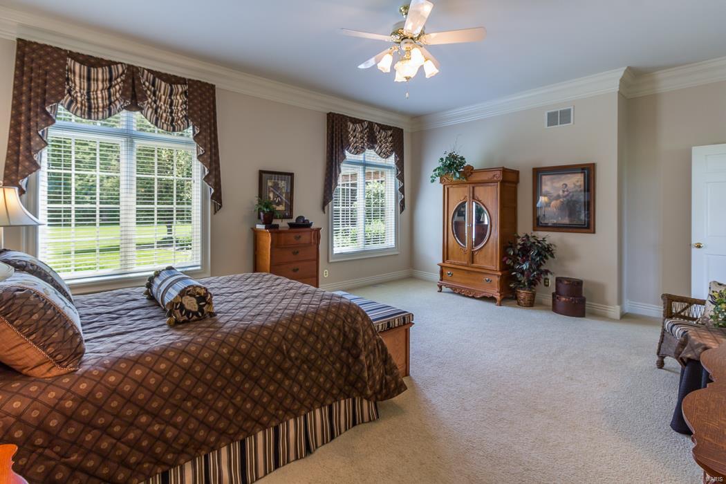 LAKEVIEW ESTATES - Residential