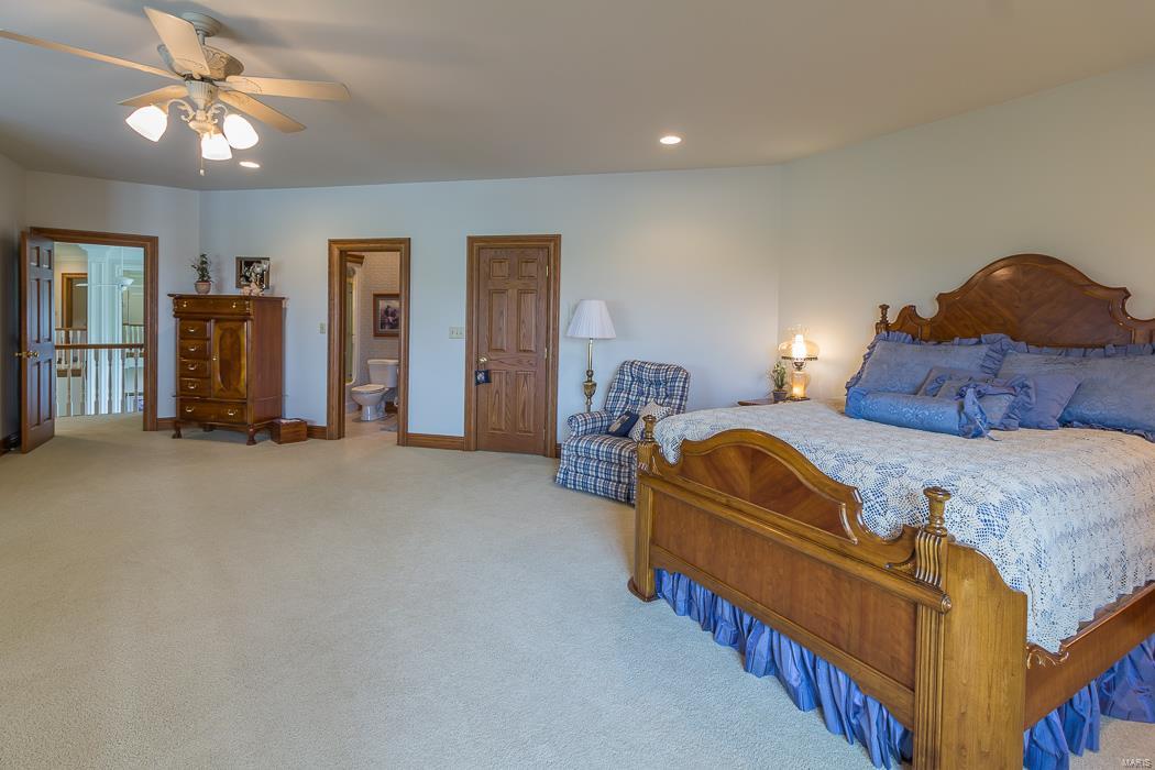 LAKEVIEW ESTATES - Residential