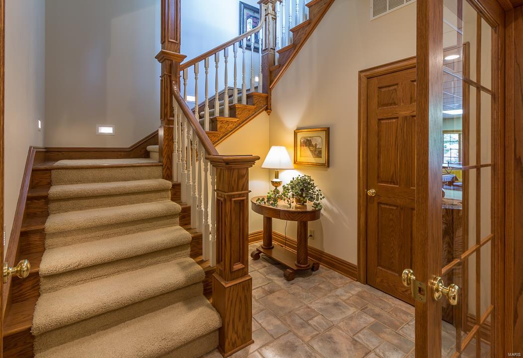 LAKEVIEW ESTATES - Residential