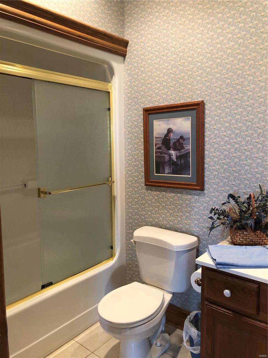 LAKEVIEW ESTATES - Residential