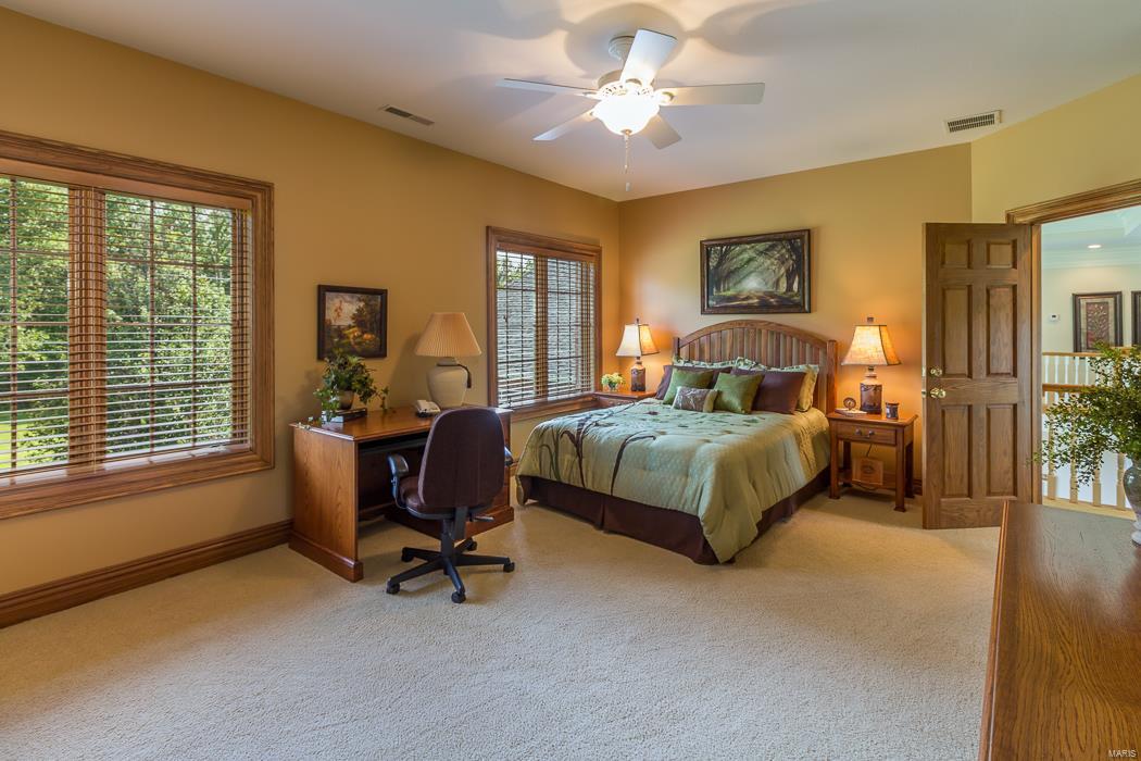 LAKEVIEW ESTATES - Residential