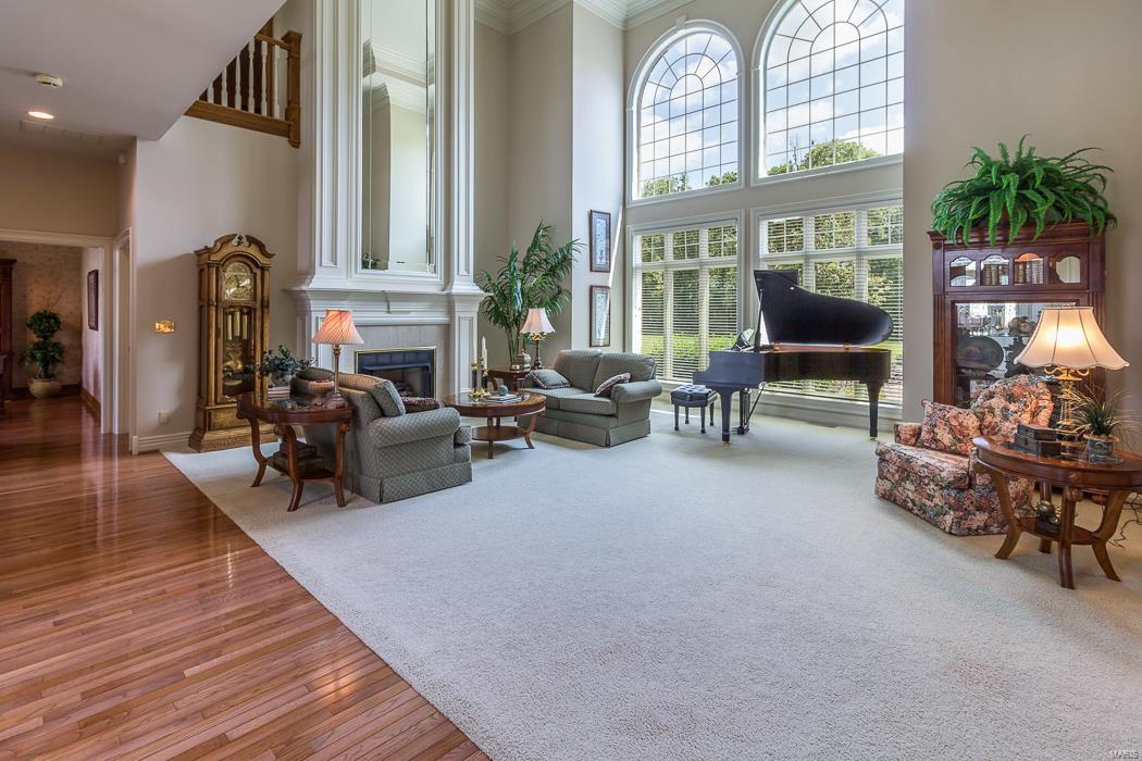 LAKEVIEW ESTATES - Residential