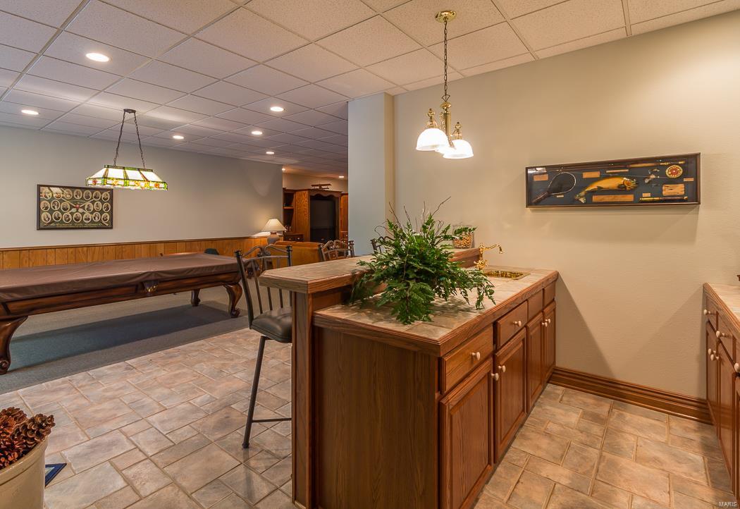 LAKEVIEW ESTATES - Residential