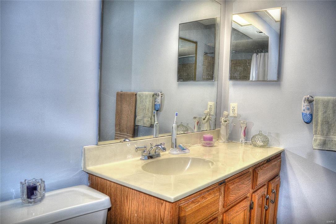 Parkside Condominiums - Residential Lease