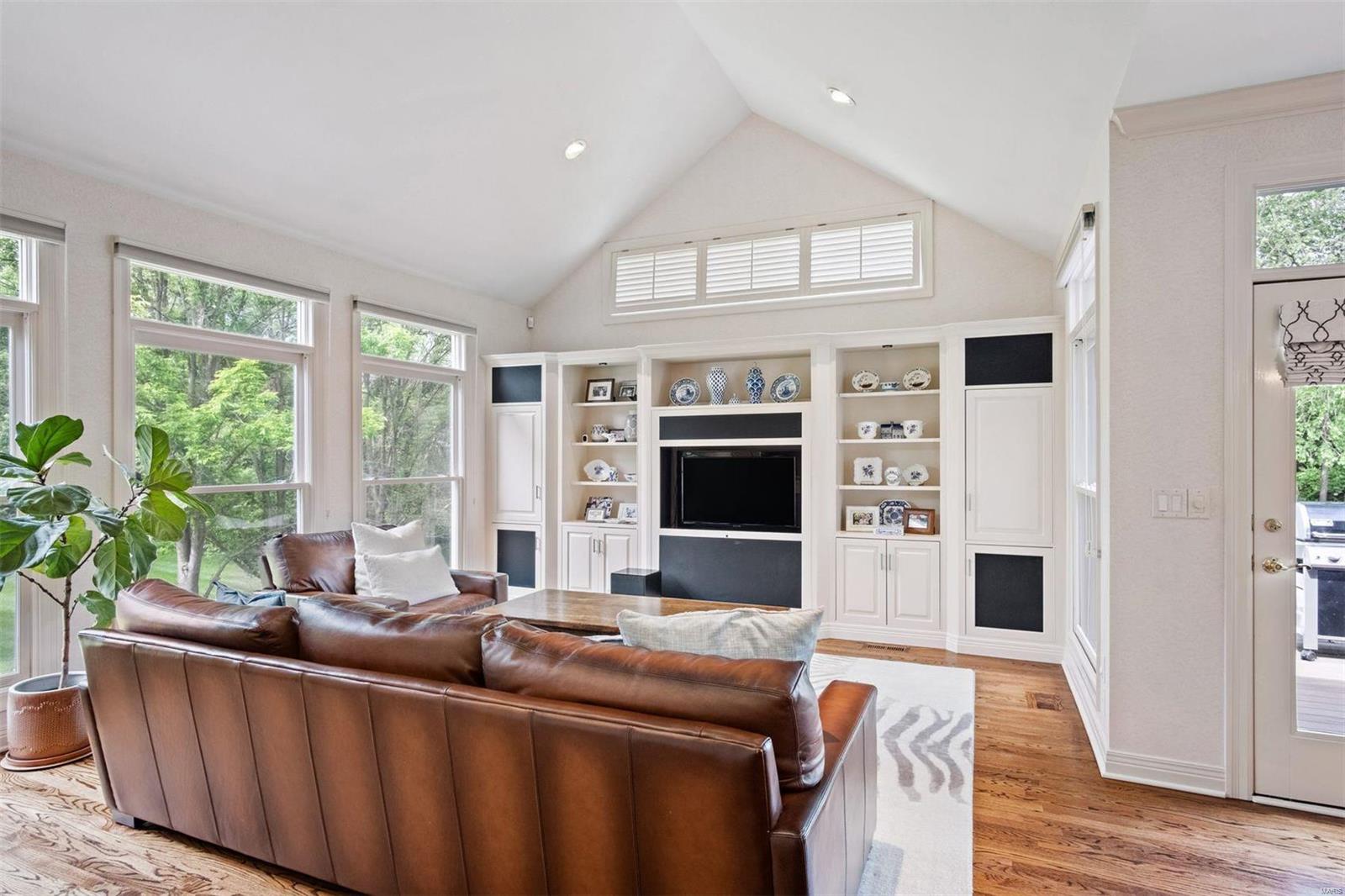 Manderleigh - Residential