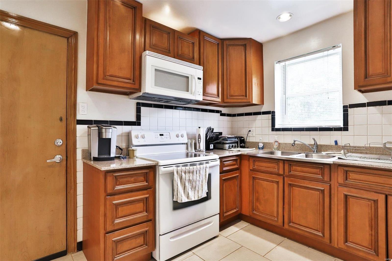 St Louis Hills Add 04 - Residential Income