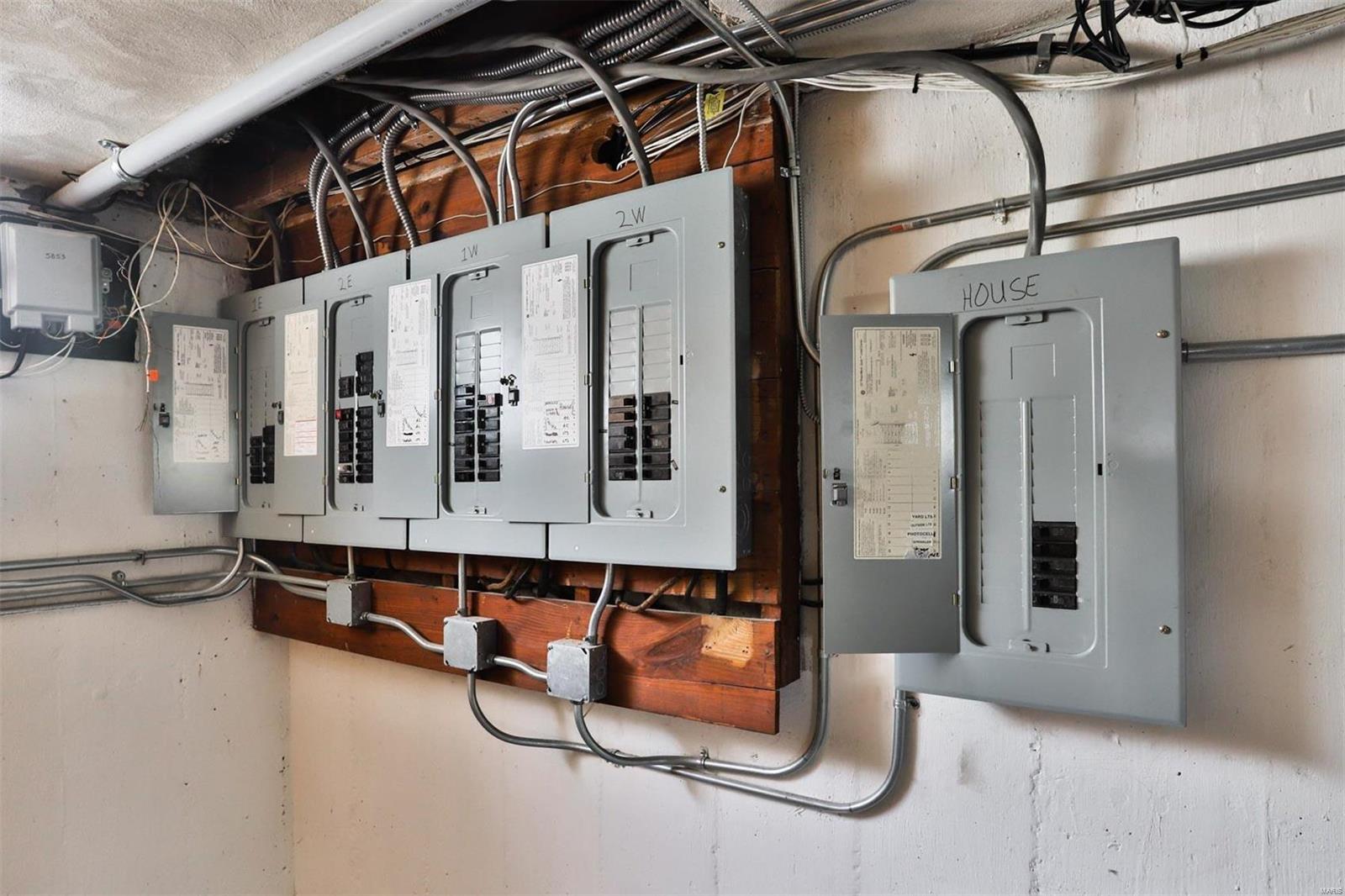 St Louis Hills Add 04 - Residential Income