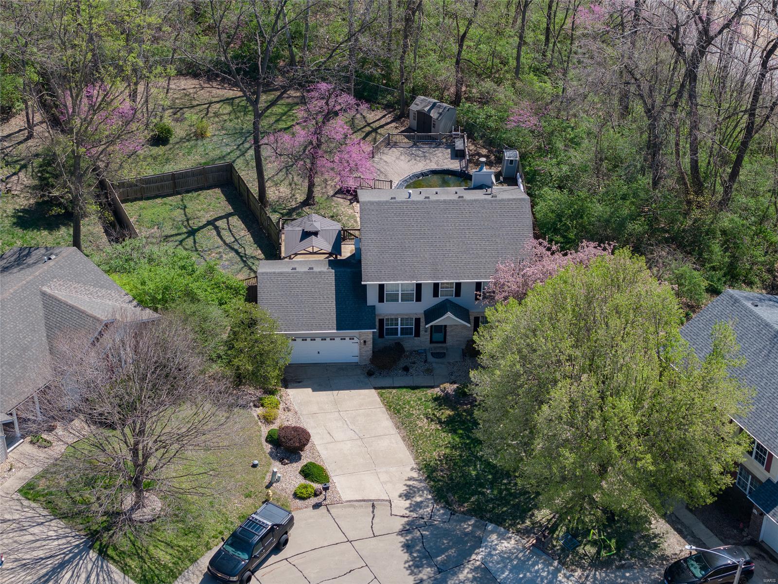 Collinsville, Illinois 62234, United States, 3 Bedrooms Bedrooms, ,4 BathroomsBathrooms,Residential,Pending,102175