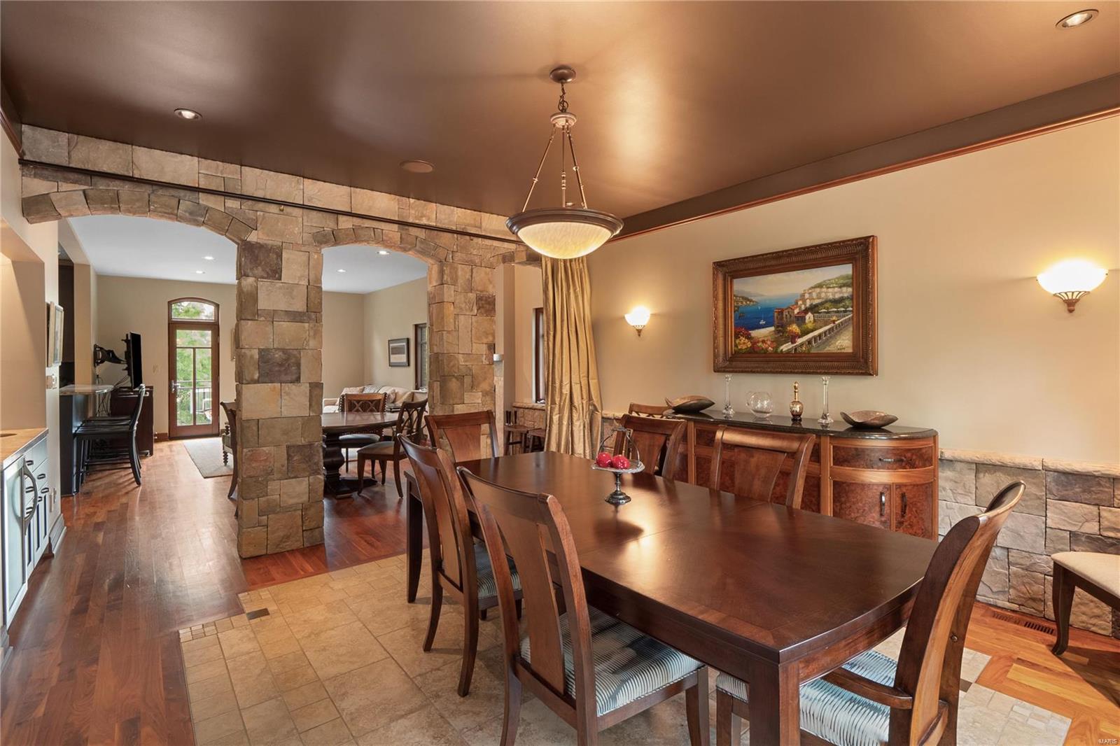 Clayton Gardens 3 - Residential