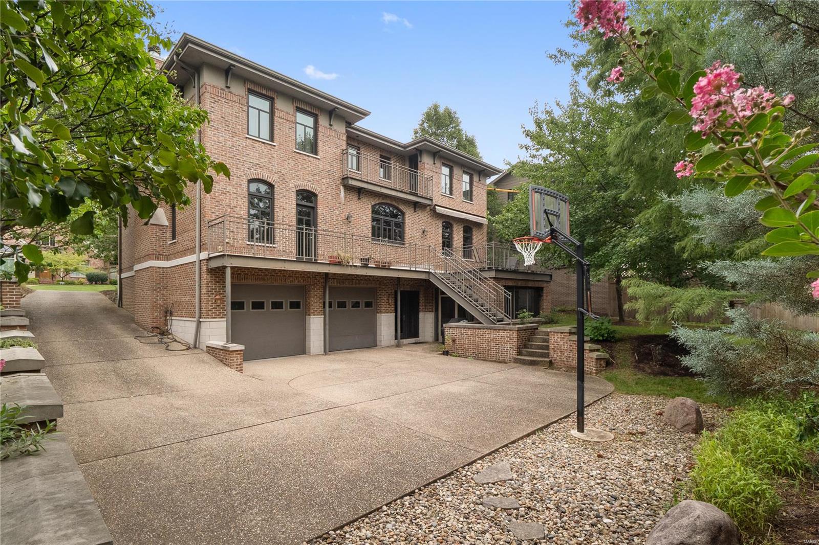 Clayton Gardens 3 - Residential